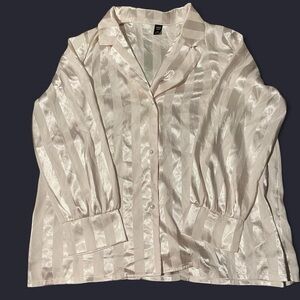 SHEIN Plus pajama top